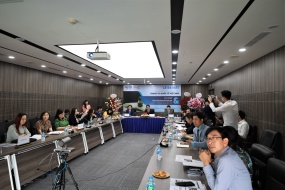 Trường Đại học Kinh tế Quốc dân và Trung tâm Trọng tài Quốc tế Việt Nam (VIAC) ký kết biên bản ghi nhớ hợp tác đào tạo