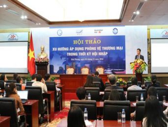 Chia sẻ thông tin, kinh nghiệm phòng vệ thương mại trong thời kỳ hội nhập