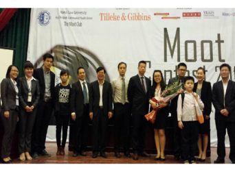 Cuộc thi tranh tụng bằng tiếng Anh - MOOT CONTEST 2016